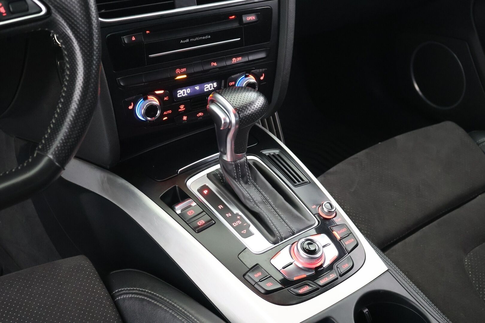 Audi A4 2014 Avant 3,0 V6 TDI quattro S tronic - | S-Line | Airlift | ACC | Bang & Olufsen | Tutkat | Lohko | Navi |