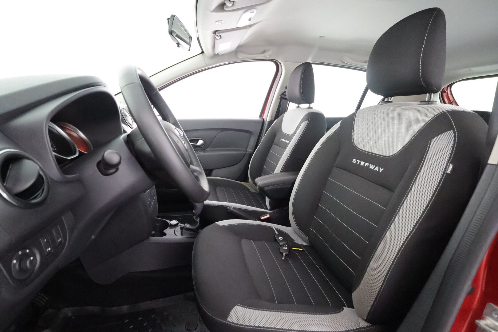 Dacia Sandero 2017 Stepway TCe 90 Easy-R - | Vakkari | Bluetooth | P.tutka | Ilmastointi | Penkinlämmittimet | 2x renkaat aluin | Merkkihuollot | Suomiauto | 