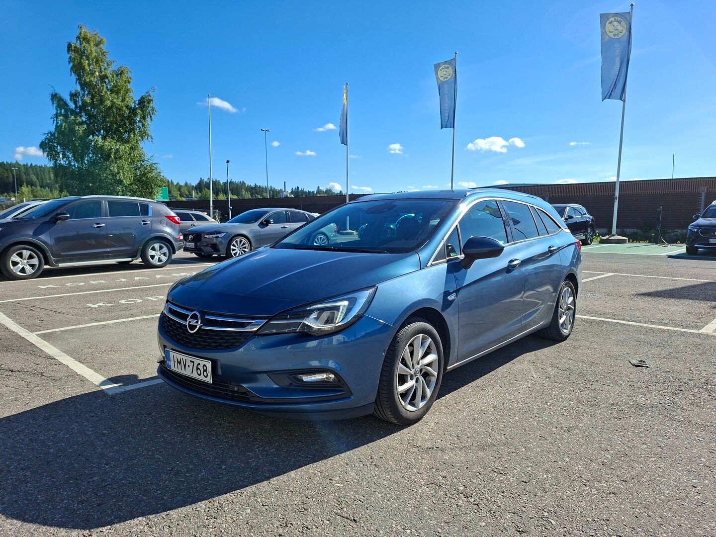 Opel Astra 2017 Sports Tourer Innovation 1,0 Turbo Start/Stop 77kW MT5 - Suomiauto | Peruutuskamera | Vetokoukku | Puolinahka urheiluistuimet | Blis | Adapt.LED | Keyless | Ratinlämmitin | Juuri saapunut!
