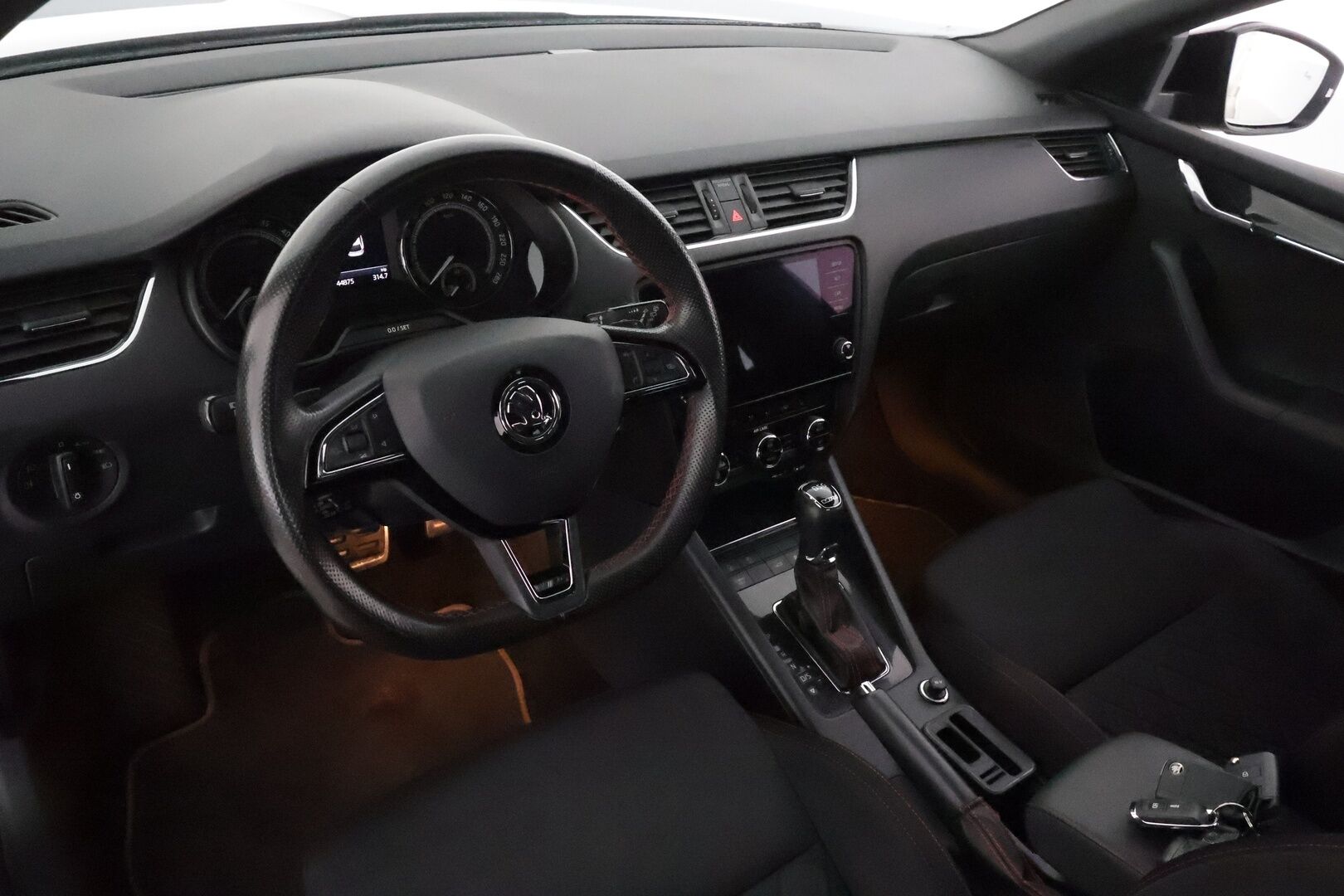 Skoda Octavia 2018 Combi 2,0 TDI 184 4x4 RS DSG *Adapt.vakkari / Webasto / Koukku / LED / Keyless / P.kamera* - Suomi-auto / Merkkihuollettu / Winter-paketti
