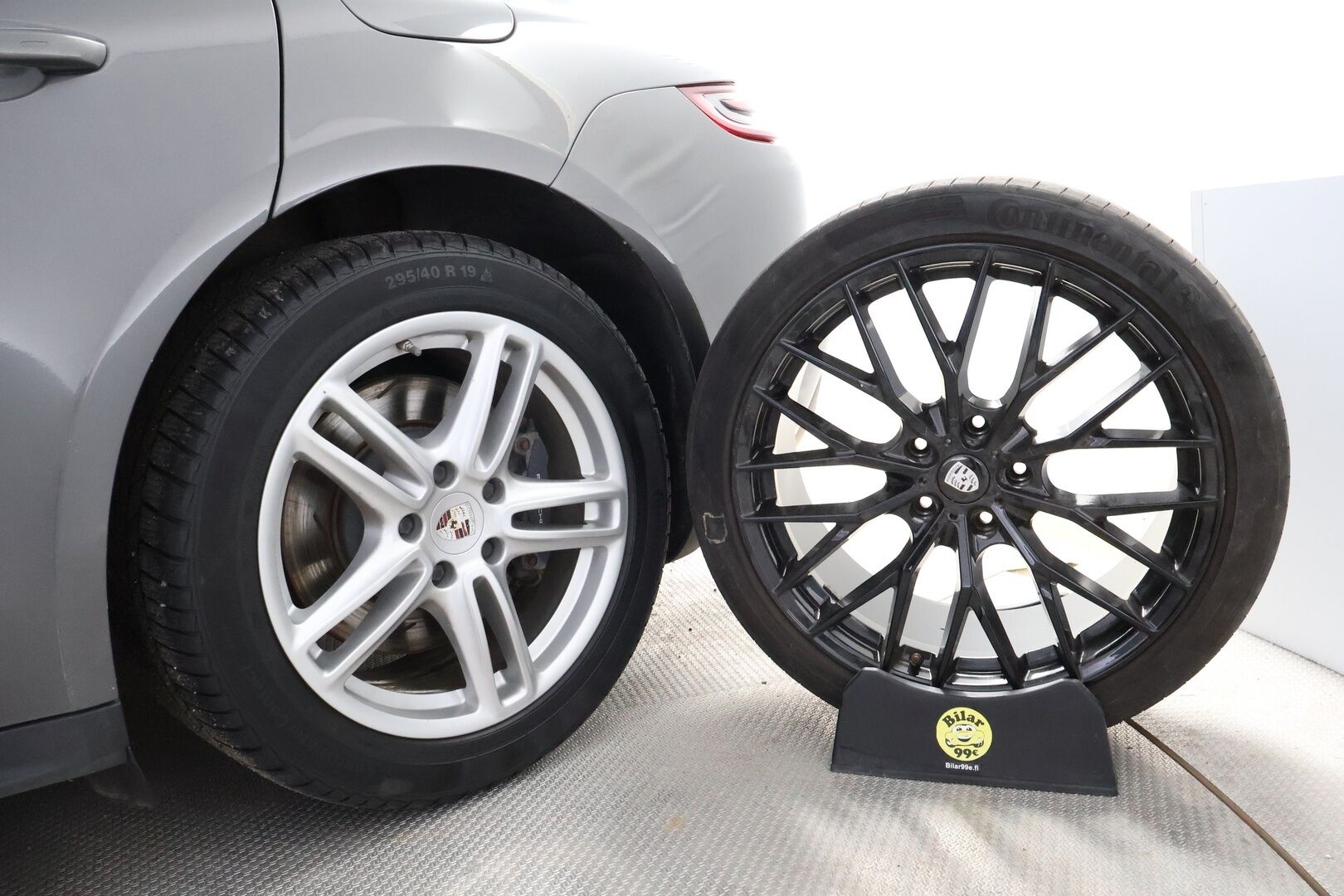 Porsche Panamera 2017 4 E-Hybrid * Adapt.Vakkari / Sport Chrono / HiFi / Imuovet / Nelipyöräohjaus / Matrix LED / Supervarusteet! - Hyvin huollettu / 2x Renkaat aluvantein / Juuri tullut Tampereelle! - HULLUT JOULUT KORKOTARJOUS 2,49% 