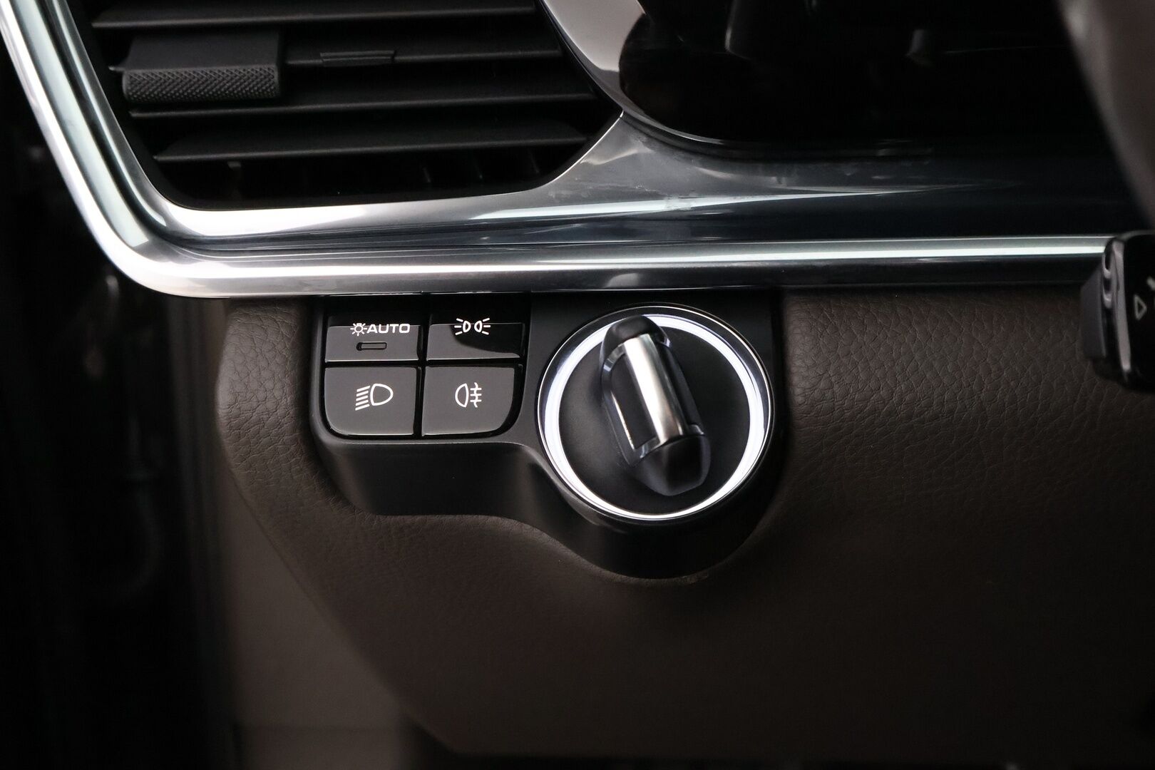 Porsche Panamera 2017 4 E-Hybrid * Adapt.Vakkari / Sport Chrono / HiFi / Imuovet / Nelipyöräohjaus / Matrix LED / Supervarusteet! - Hyvin huollettu / 2x Renkaat aluvantein / Juuri tullut Tampereelle! - HULLUT JOULUT KORKOTARJOUS 2,49% 