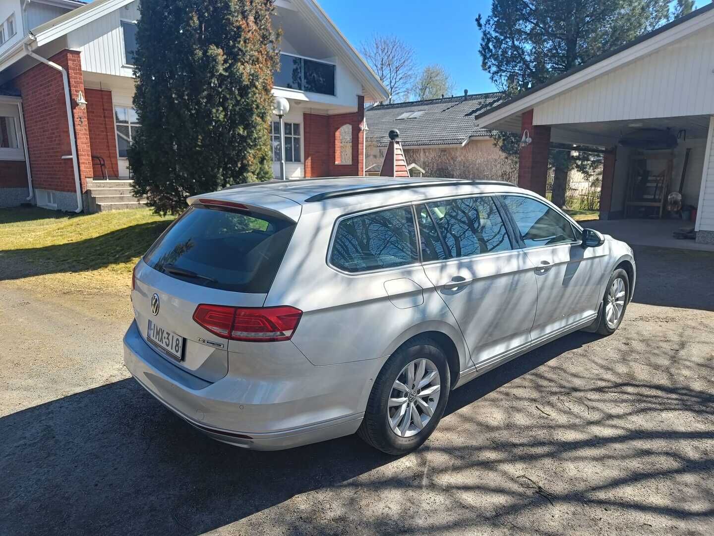 Volkswagen Passat 2016 Variant Comfortline 1,4 TSI 92 kW (125 hv) - | 1-Om Suomi-auto | Koukku | Vakkari | Tulossa myyntiin!