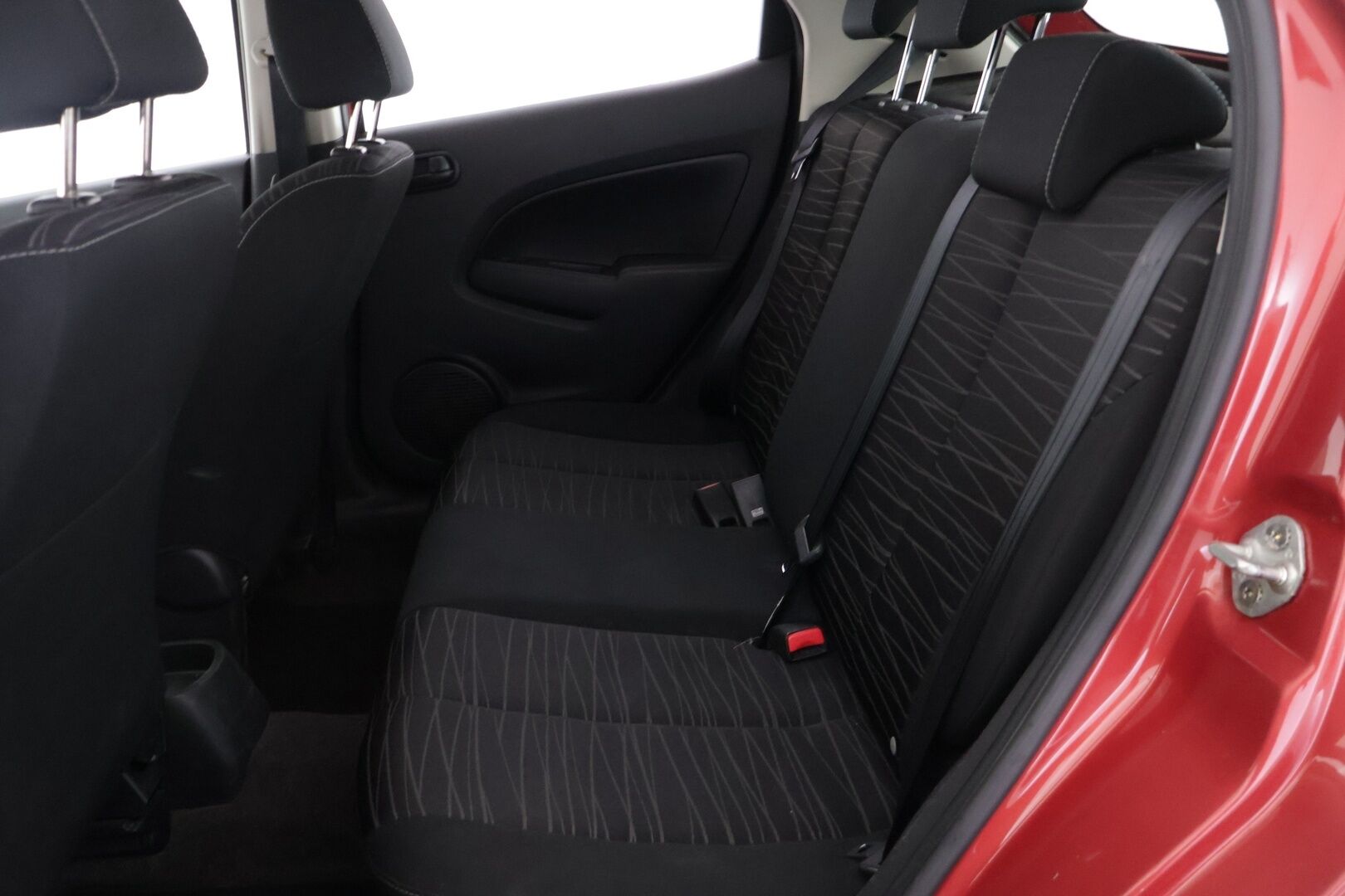 Mazda Mazda2 2008 1,3 Elegance DSC 5MT 5ov Z03 - MYYDÄÄN HUUTOKAUPAT.COM