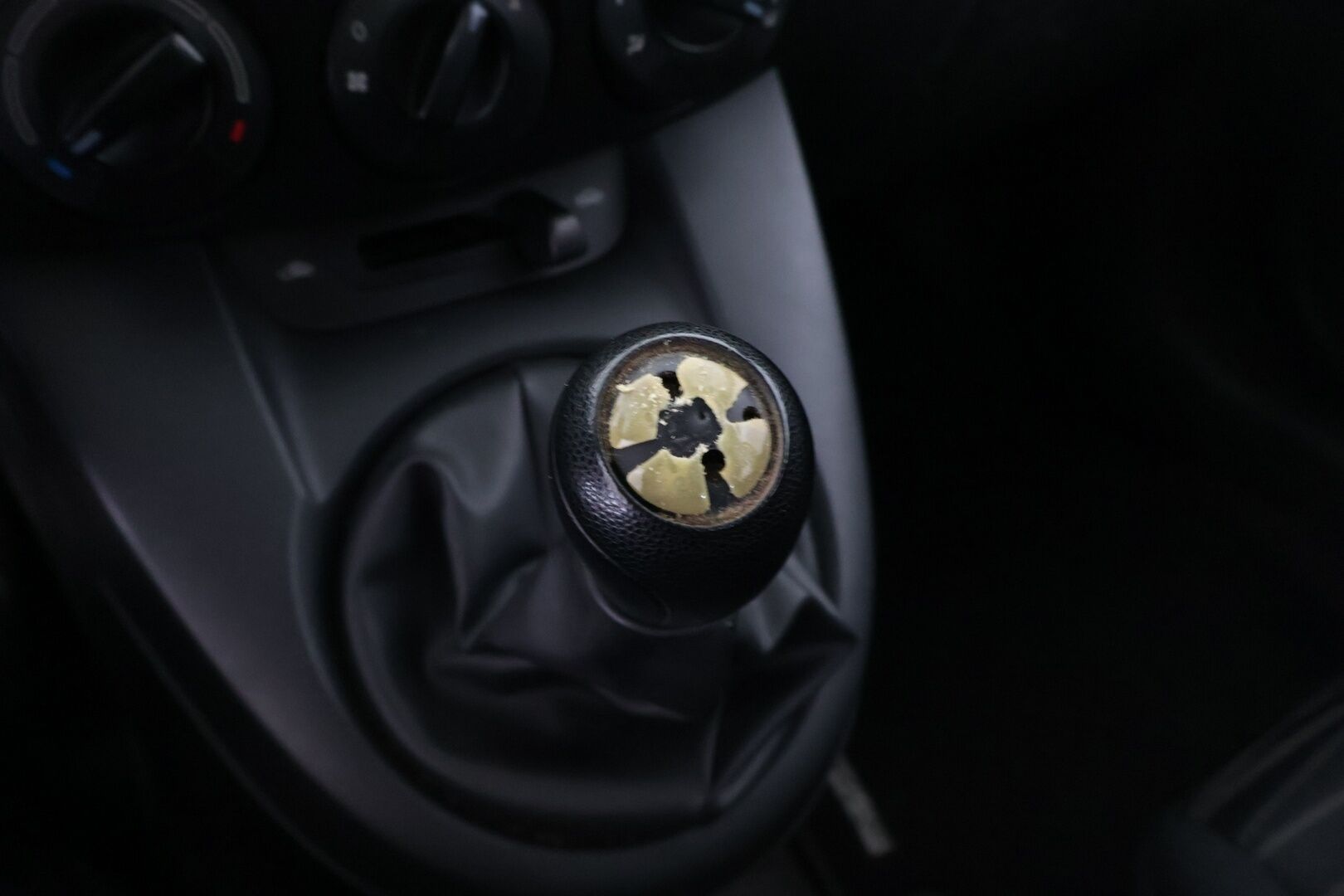 Mazda Mazda2 2008 1,3 Elegance DSC 5MT 5ov Z03 - MYYDÄÄN HUUTOKAUPAT.COM