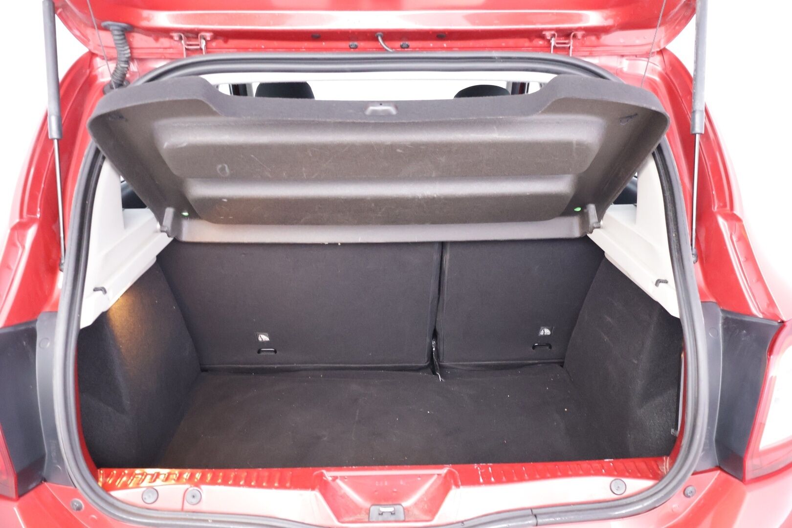 Dacia Sandero 2014 Stepway TCe 90 Prestige - | Suomi-Auto | Lohko | Sisätilanlämmitin | Navi | P.Tutka | 2x Kunnon Renkailla | Juuri Huollettu | Hiljattain Katsastettu |