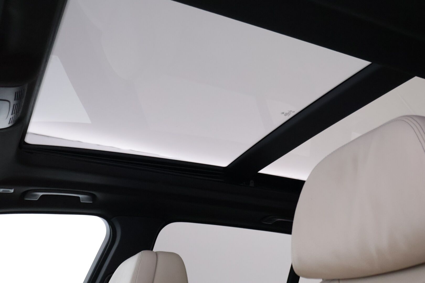 BMW X5 2014 F15 M50d - | Koukku | Panoraama | Comfort penkit muistilla | 