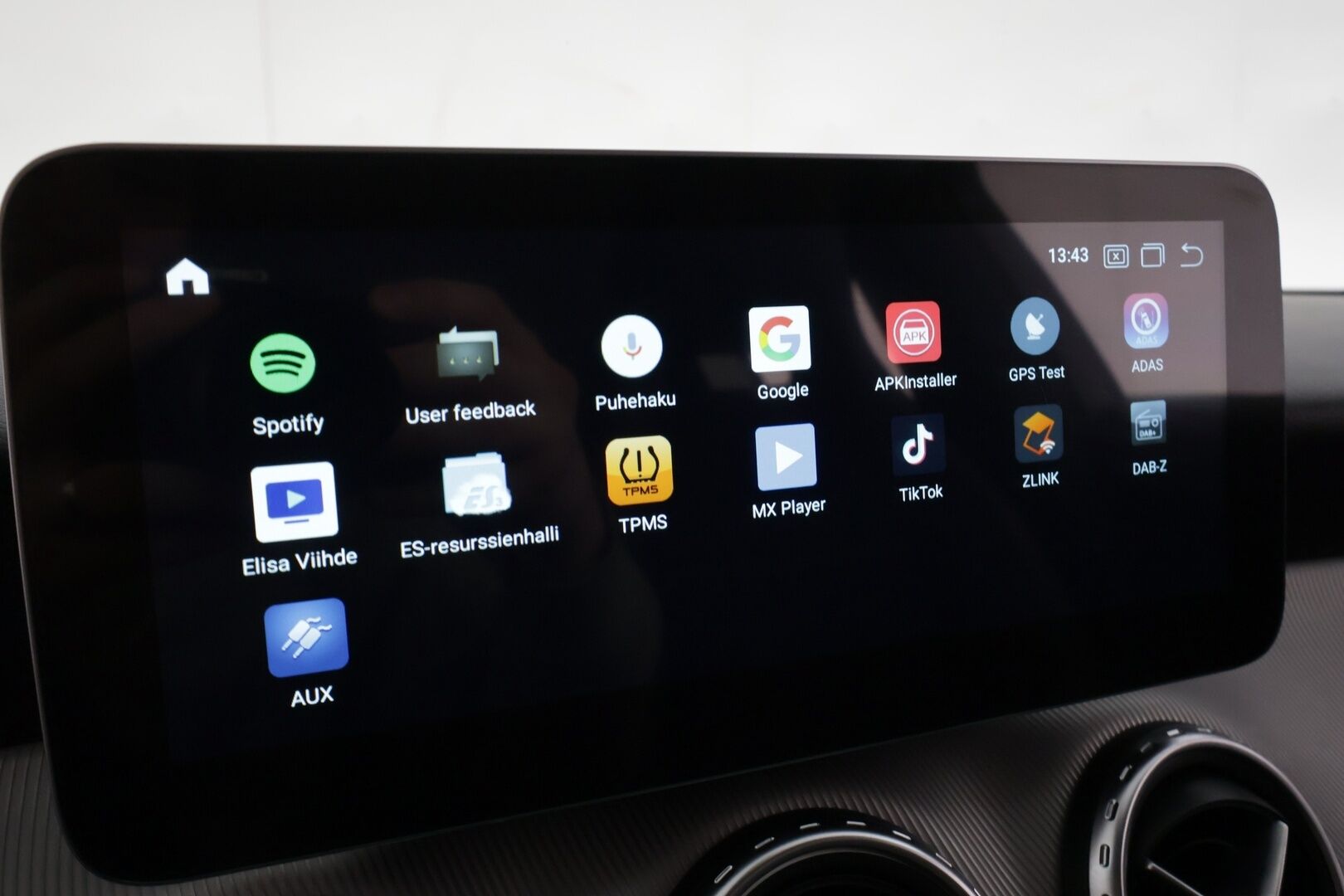 Mercedes-Benz GLA 2015 200 CDI 4Matic A Premium Business * Webasto / Vakkari / P.kamera / Bi-Xenon / Sähköluukku / Puolinahat * - Suomi-auto / Kahdet renkaat aluvanteilla