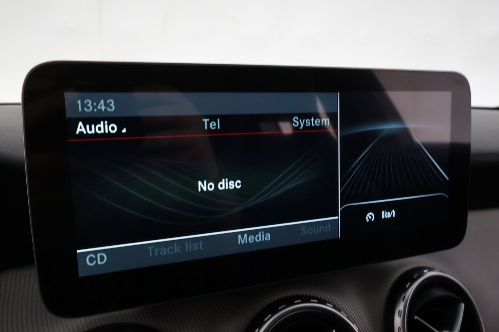 Mercedes-Benz GLA 2015 200 CDI 4Matic A Premium Business * Webasto / Peruutuskamera / Bi-Xenon / Puolinahkasisusta / Vakkari / Sähköluukku! - Suomi-auto / Kahdet renkaat aluvanteilla