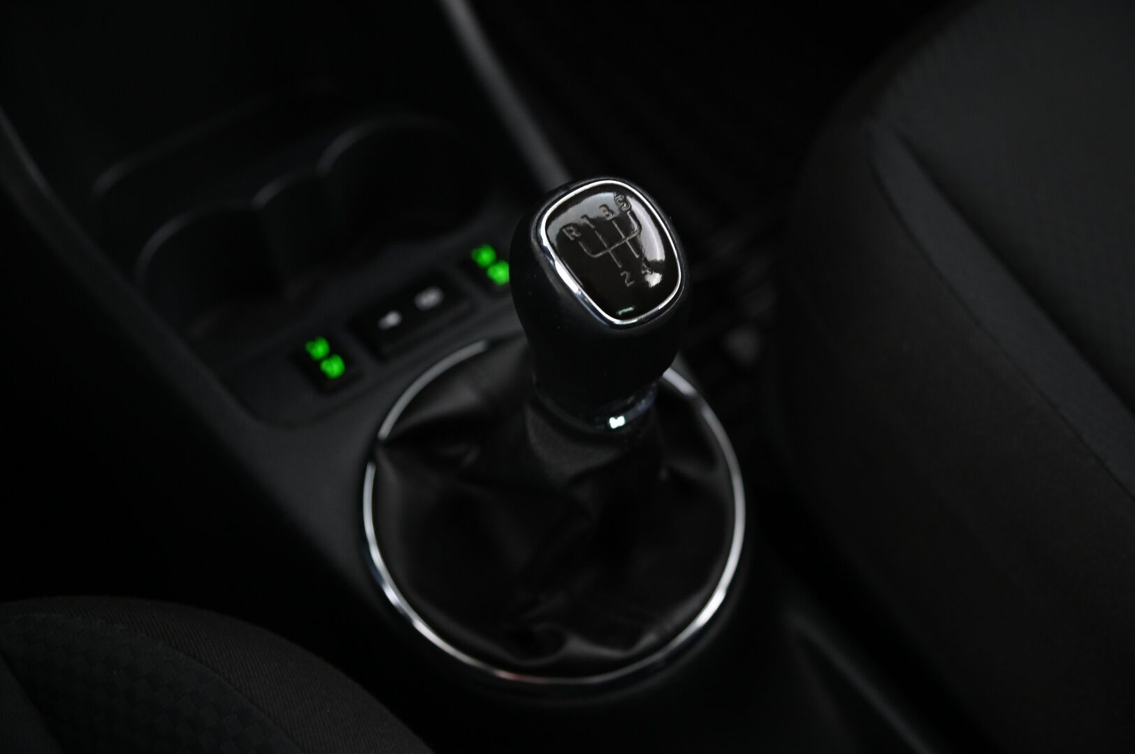 Skoda Fabia 2014 Combi 1,2 TSI 105 Elegance*Ketju tehty / Vakkari / Leimaa 07/26* - *Ketju tehty / Juuri katsastettu / Juuri huollettu*