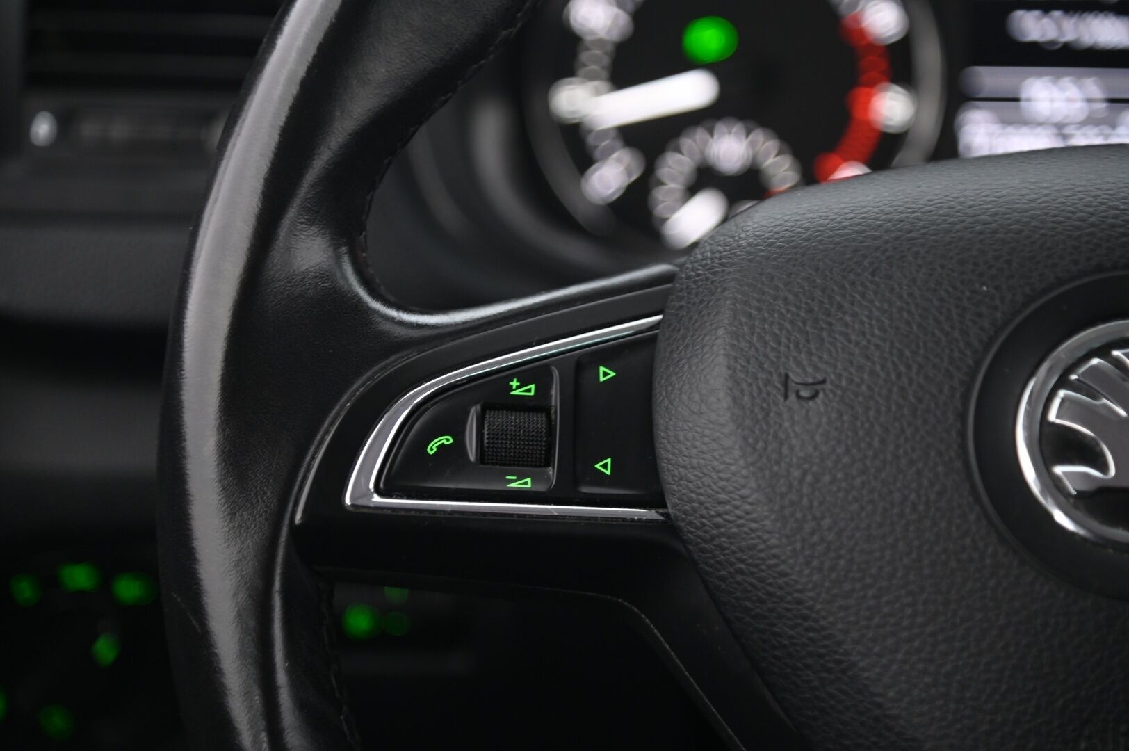 Skoda Fabia 2014 Combi 1,2 TSI 105 Elegance*Ketju tehty / Vakkari / Leimaa 07/26* - *Ketju tehty / Juuri katsastettu / Juuri huollettu*