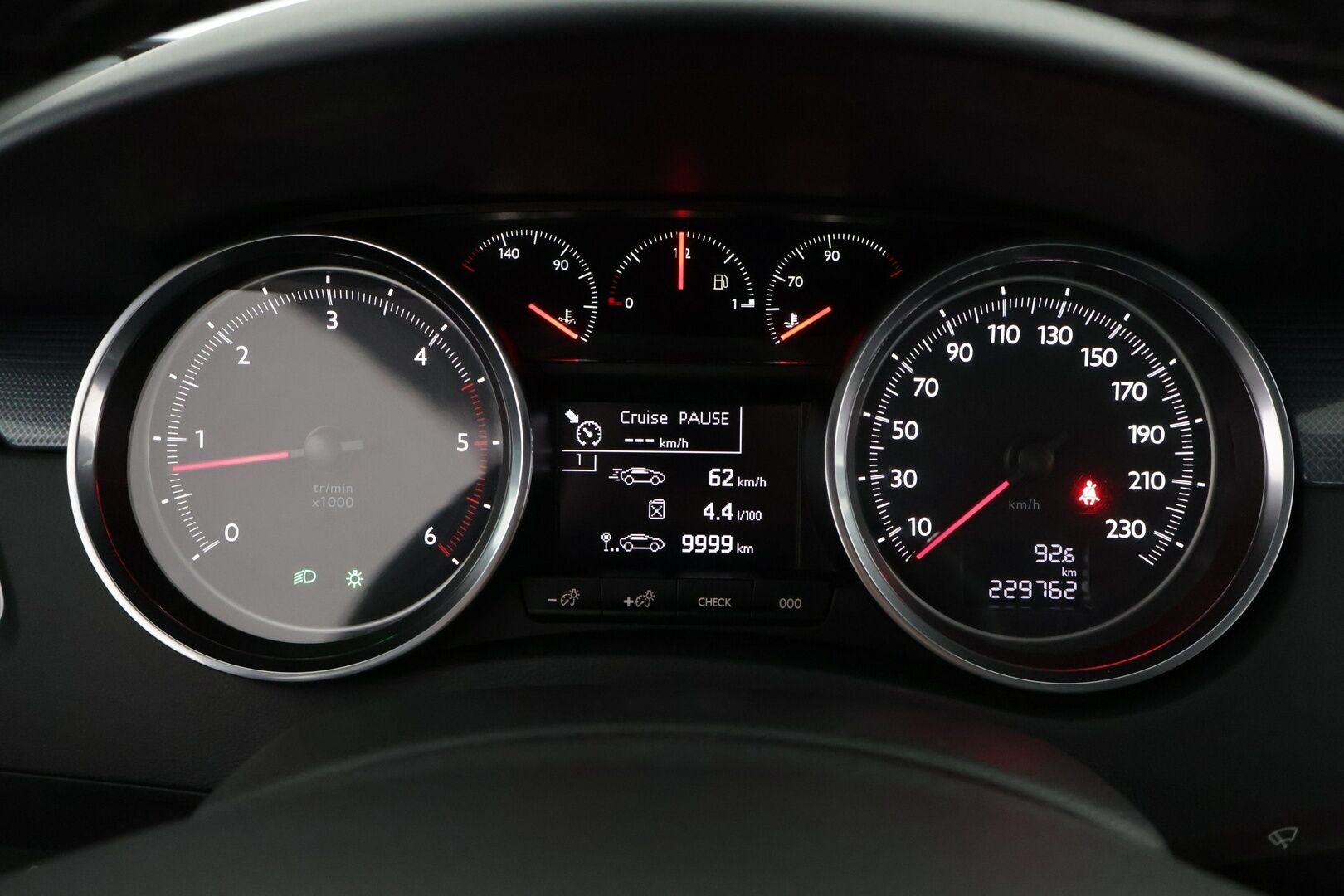 Peugeot 508 2014 Style HDi 115 FAP - *Lohko / Vakkari / Hud / Navi / Bluetooth / Tutkat!*