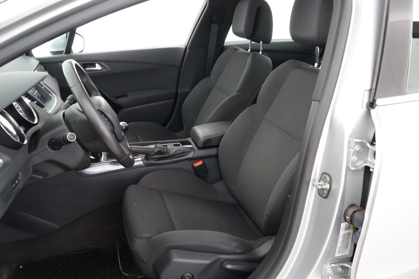 Peugeot 508 2014 Style HDi 115 FAP - *Lohko / Vakkari / Hud / Navi / Bluetooth / Tutkat!*