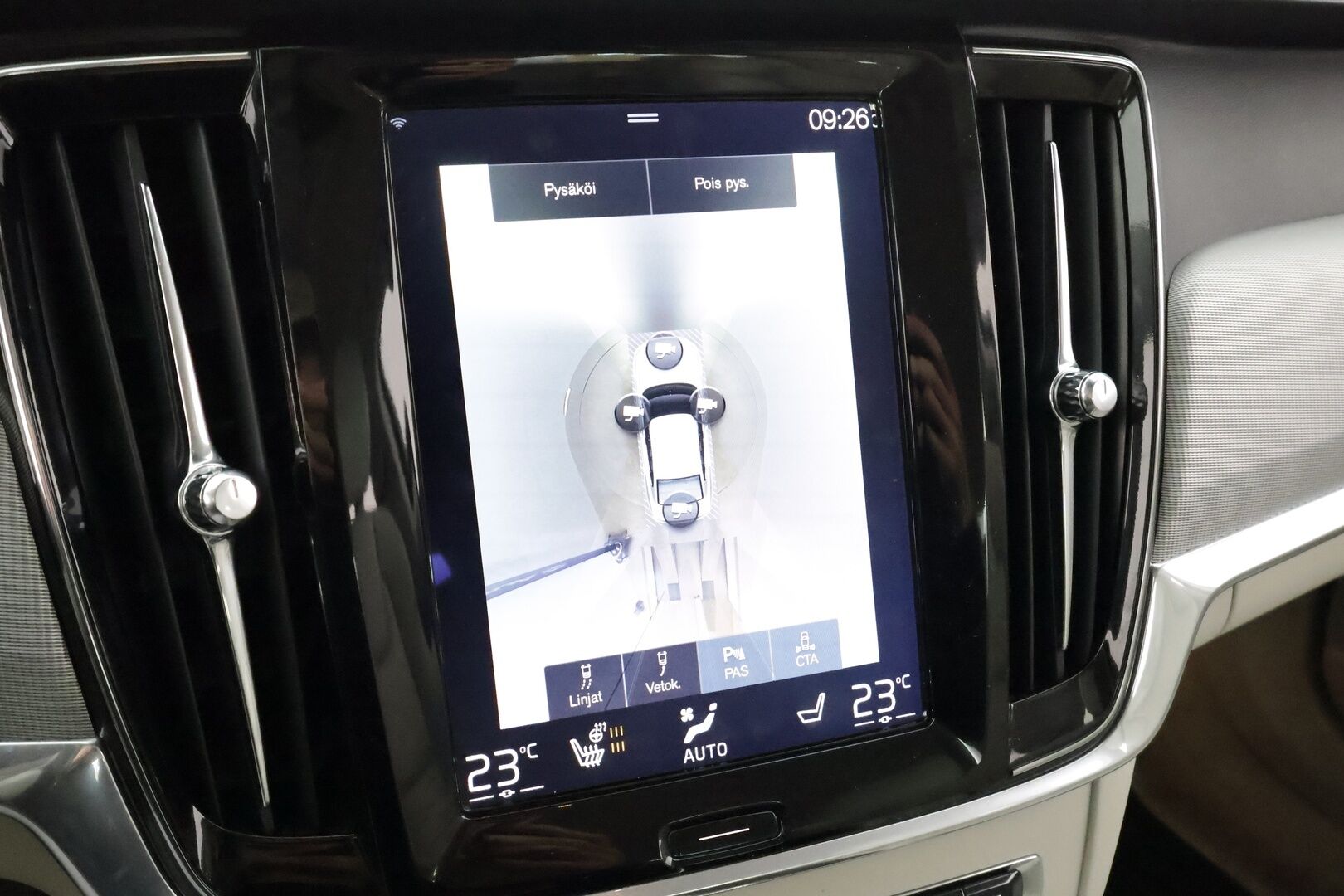 Volvo S90 2017 D5 AWD Inscription aut * Pilot assist / Pa-Lisälämmitin / Koukku / Blis / Muistipenkit / B&W / High level LED * - Merkkihuollettu / Suomi-auto / Kahdet Renkaat