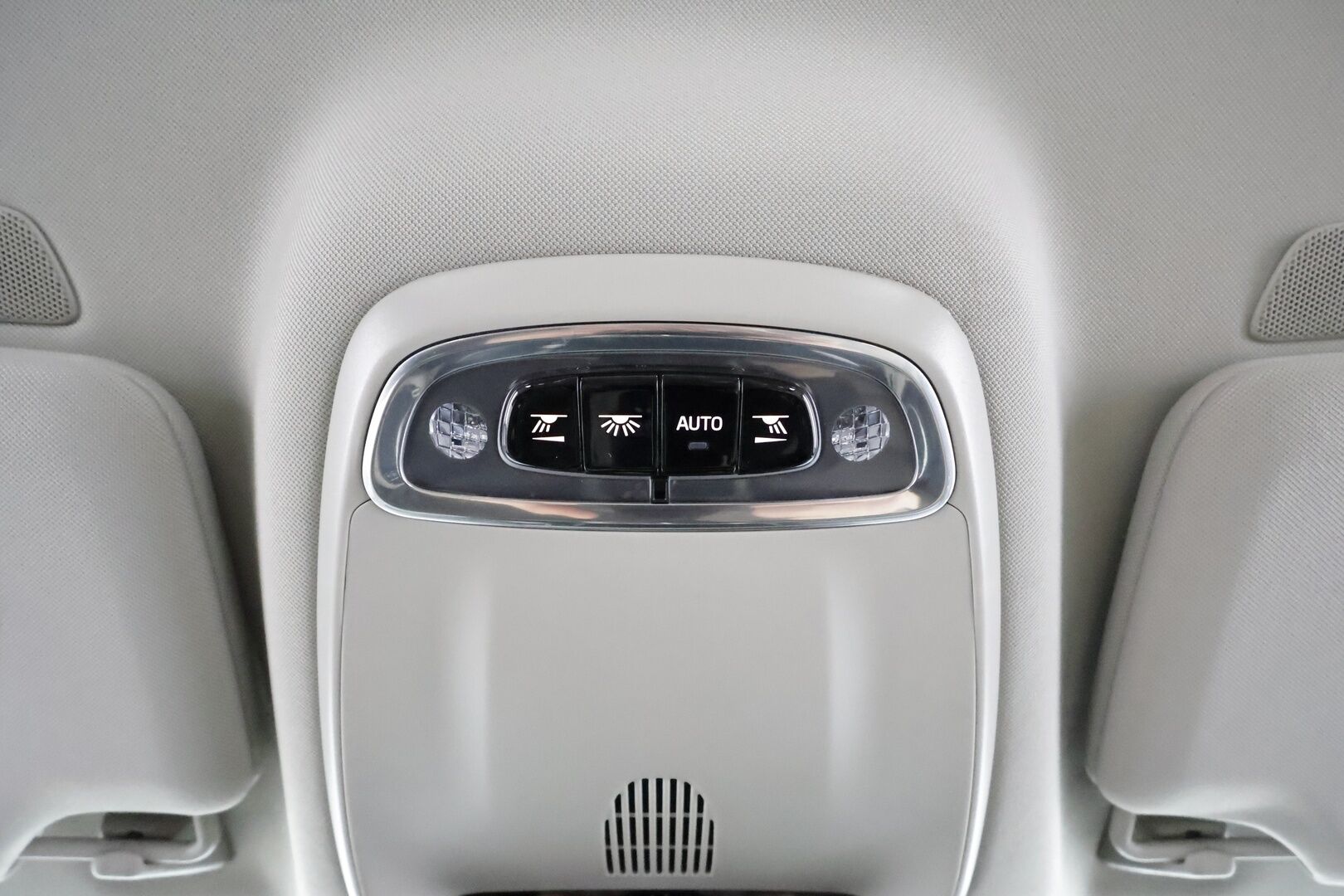 Volvo S90 2017 D5 AWD Inscription aut * Pilot assist / Pa-Lisälämmitin / Koukku / Blis / Muistipenkit / B&W / High level LED * - Merkkihuollettu / Suomi-auto / Kahdet Renkaat