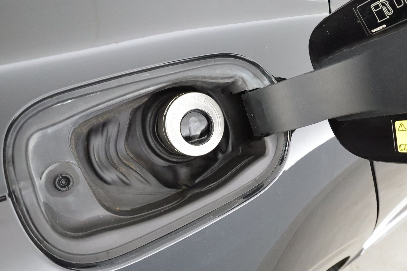 Volvo S90 2017 D5 AWD Inscription aut * Pilot assist / Pa-Lisälämmitin / Koukku / Blis / Muistipenkit / B&W / High level LED * - Merkkihuollettu / Suomi-auto / Kahdet Renkaat