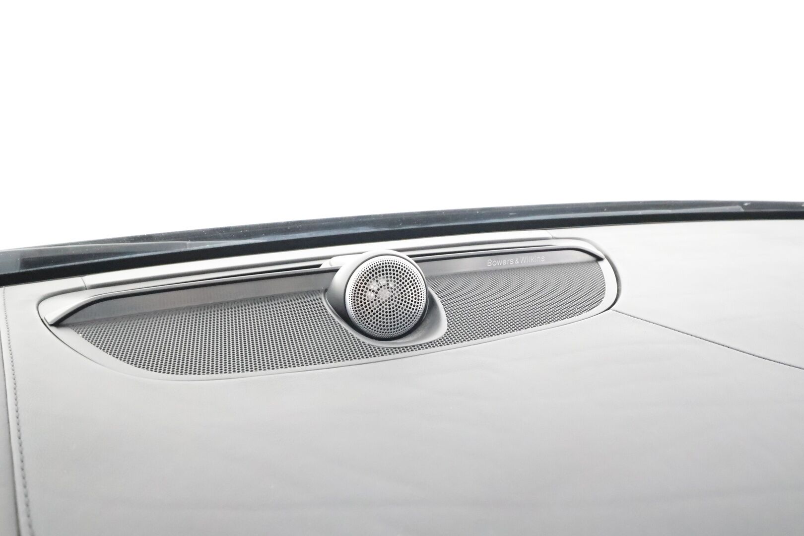 Volvo S90 2017 D5 AWD Inscription aut * Pilot assist / Pa-Lisälämmitin / Koukku / Blis / Muistipenkit / B&W / High level LED * - Merkkihuollettu / Suomi-auto / Kahdet Renkaat