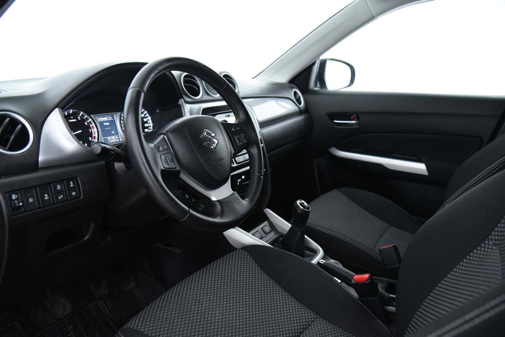Suzuki Vitara 2016 1,6 VVT 4WD GL+ 5MT / Adapt. vakkari / Navi / P. Kamera / Suomi-auto - LED-lisävalo / Bluetooth