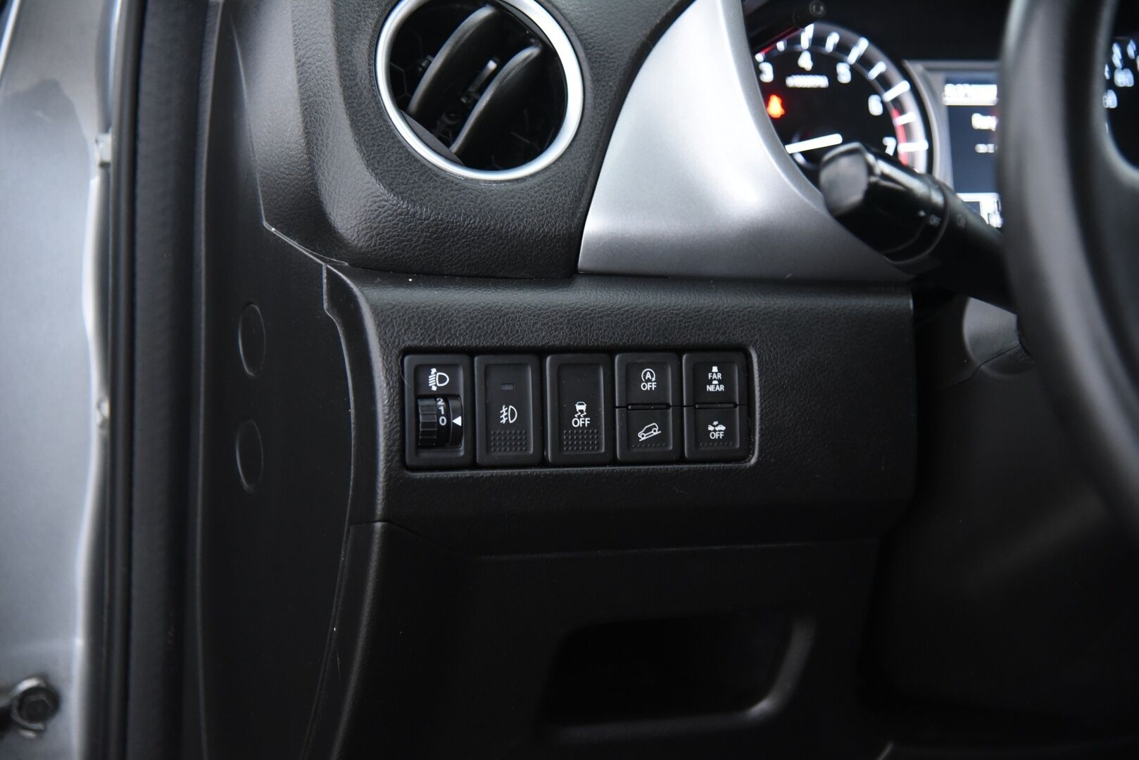 Suzuki Vitara 2016 1,6 VVT 4WD GL+ 5MT / Adapt. vakkari / Navi / P. Kamera / Suomi-auto - LED-lisävalo / Bluetooth