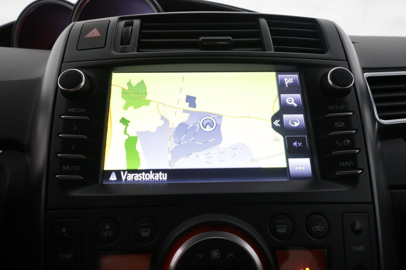 Toyota Verso 2017 1,8 Valvematic Active Edition Multidrive S 7p - | 7-paikkainen | Vakkari | P.kamera ja tutkat | Navi | Lohko+sisälämmitin | Bluetooth | PCS | Kaistavahti | Aut. ilmastointi | 2x renkaat aluin |