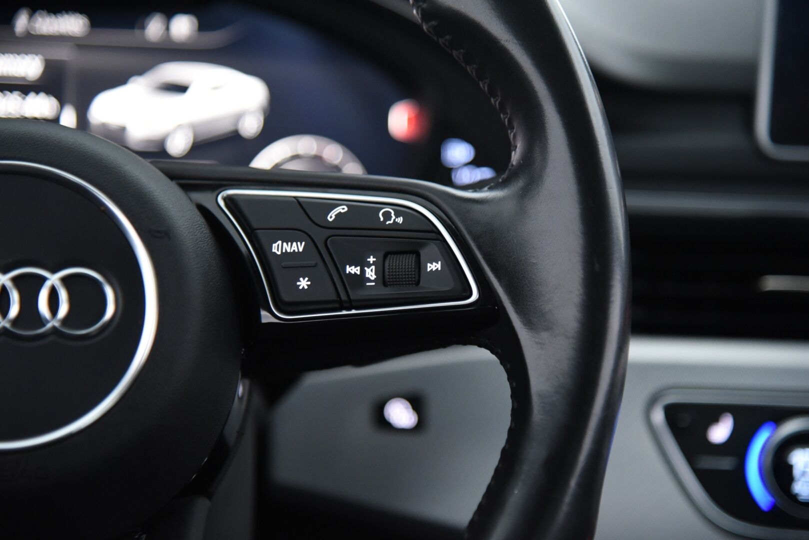Audi A5 2017 Coupé Business Sport 2,0 TFSI 185 kW quattro S tronic /  Adapt.vakkari / Webasto / P.kamera / MMI+ / LED / Kaistavahti - Suomi-auto / Digimittaristo / Flat bottom / 2x alumiinivanteet