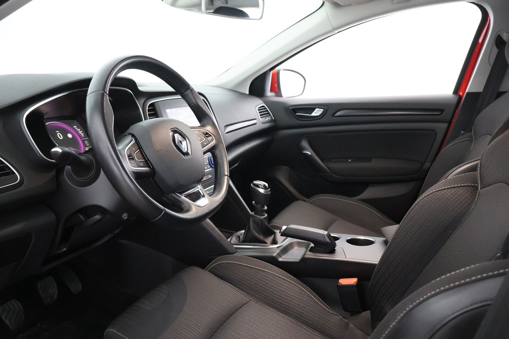 Renault Megane 2017 Sport Tourer Energy TCe 100 Zen - Suomi-auto | Lohkolämmitin | Vakkari | LED | P-tutkat 