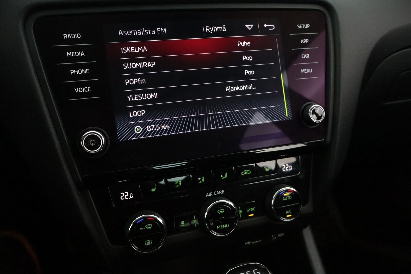 Skoda Octavia 2018 1,4 TSI Style DSG - Webasto | Lämmitettävä tuulilasi | Tutkat | SmartLink | Jakopää tehty!