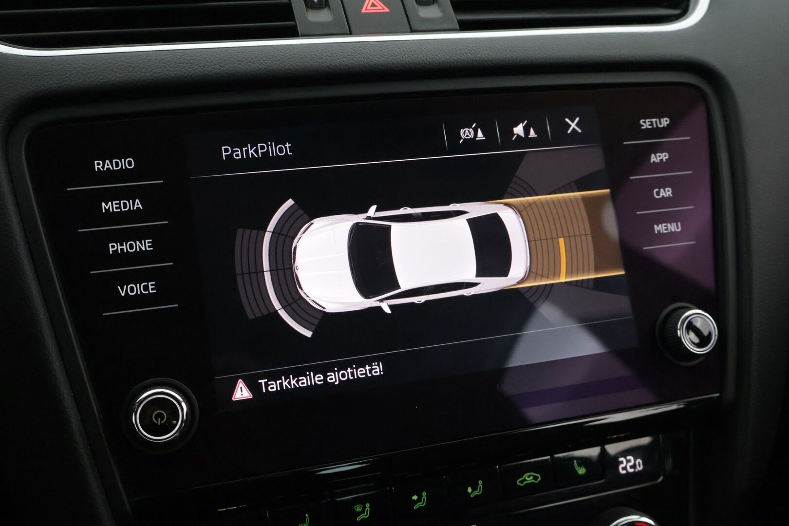 Skoda Octavia 2018 1,4 TSI Style DSG - Webasto | Lämmitettävä tuulilasi | Tutkat | SmartLink | Jakopää tehty!
