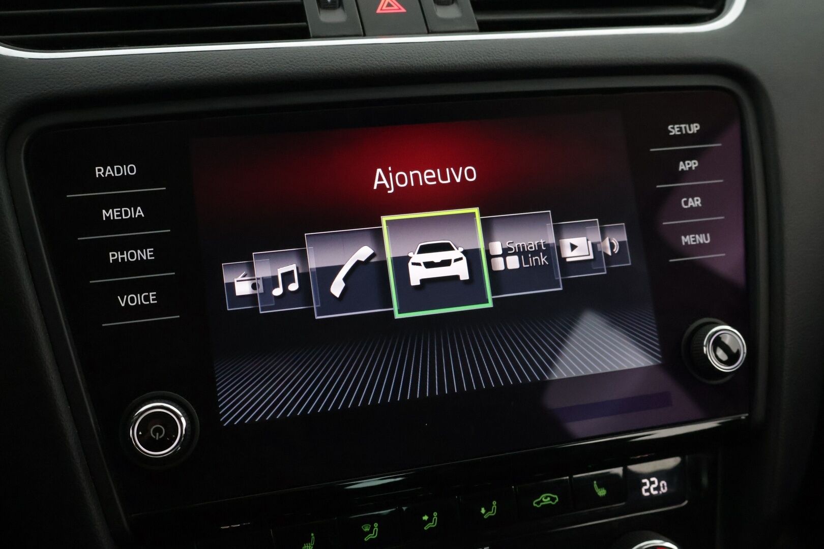 Skoda Octavia 2018 1,4 TSI Style DSG - Webasto | Lämmitettävä tuulilasi | Tutkat | SmartLink | Jakopää tehty!