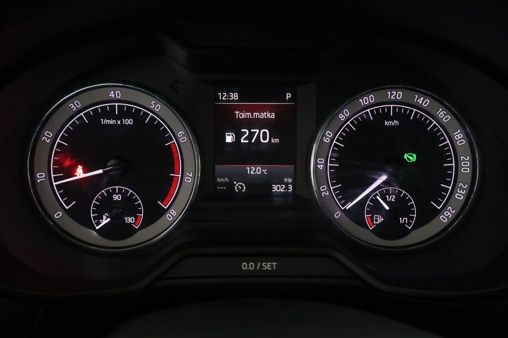 Skoda Octavia 2018 1,4 TSI Style DSG - Webasto | Lämmitettävä tuulilasi | Tutkat | SmartLink | Jakopää tehty!