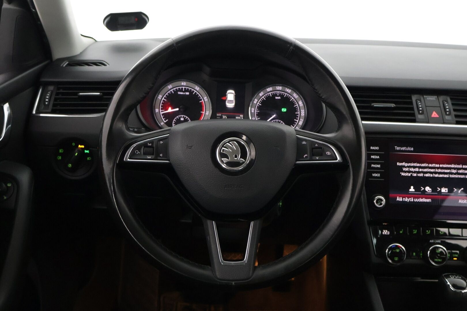 Skoda Octavia 2018 1,4 TSI Style DSG - Webasto | Lämmitettävä tuulilasi | Tutkat | SmartLink | Jakopää tehty!