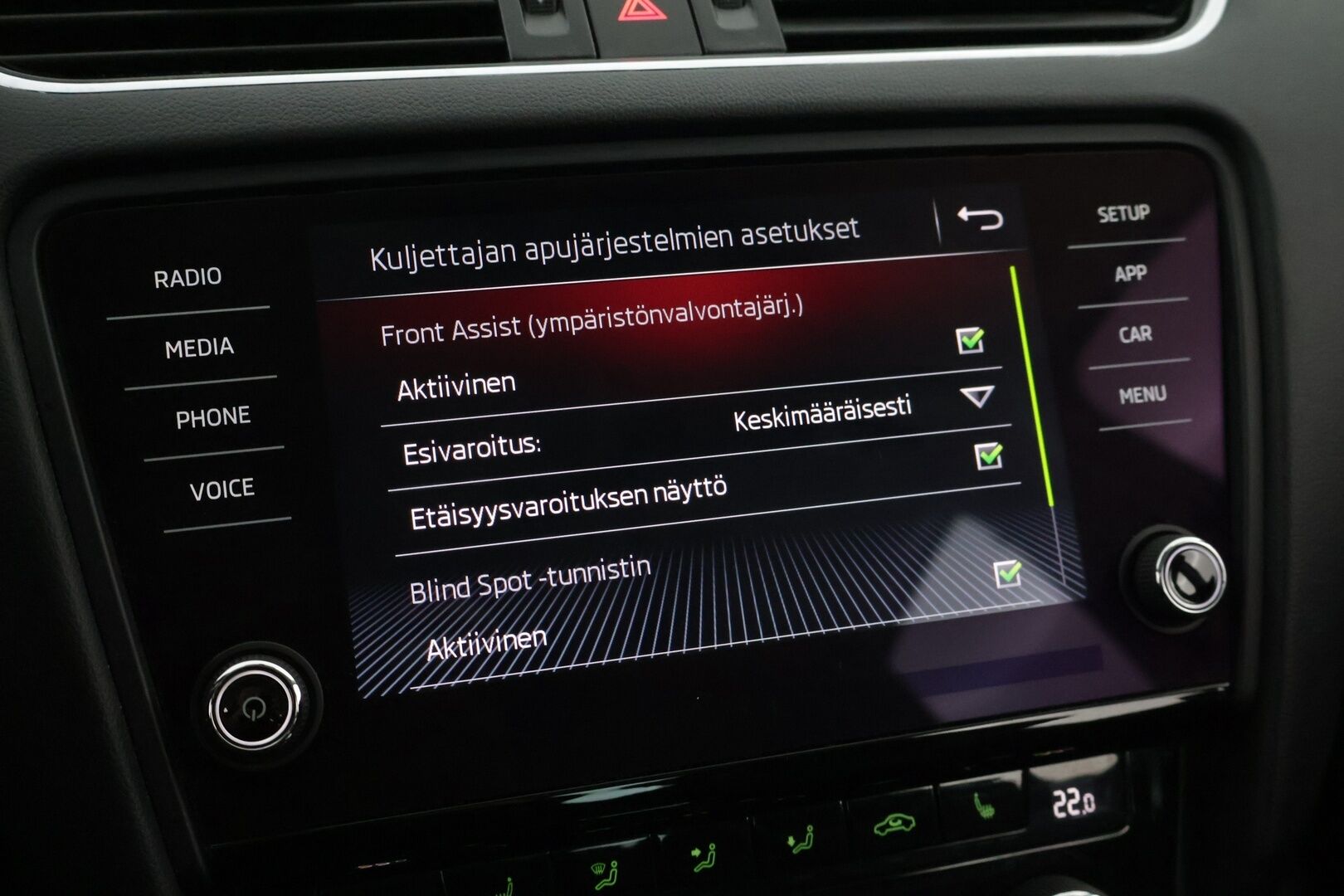 Skoda Octavia 2018 1,4 TSI Style DSG - Webasto | Lämmitettävä tuulilasi | Tutkat | SmartLink | Jakopää tehty!