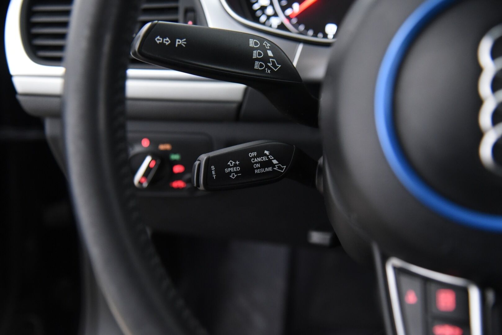 Audi A6 2014 Sedan Business 2,0 TDI 130 kW multitronic * Webasto / Sporttipenkit / Vakkari / P-Tutkat / Xenon * - Hyvä huoltohistoria / - HULLUT AVAJAISHULINAT KORKOTARJOUS 3,29 %