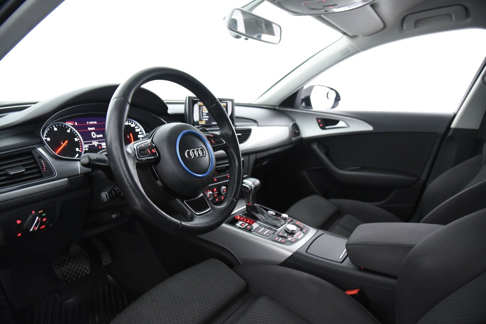 Audi A6 2014 Sedan Business 2,0 TDI 130 kW multitronic * Webasto / Sporttipenkit / Vakkari / P-Tutkat / Xenon * - Hyvä huoltohistoria / - HULLUT AVAJAISHULINAT KORKOTARJOUS 3,29 %