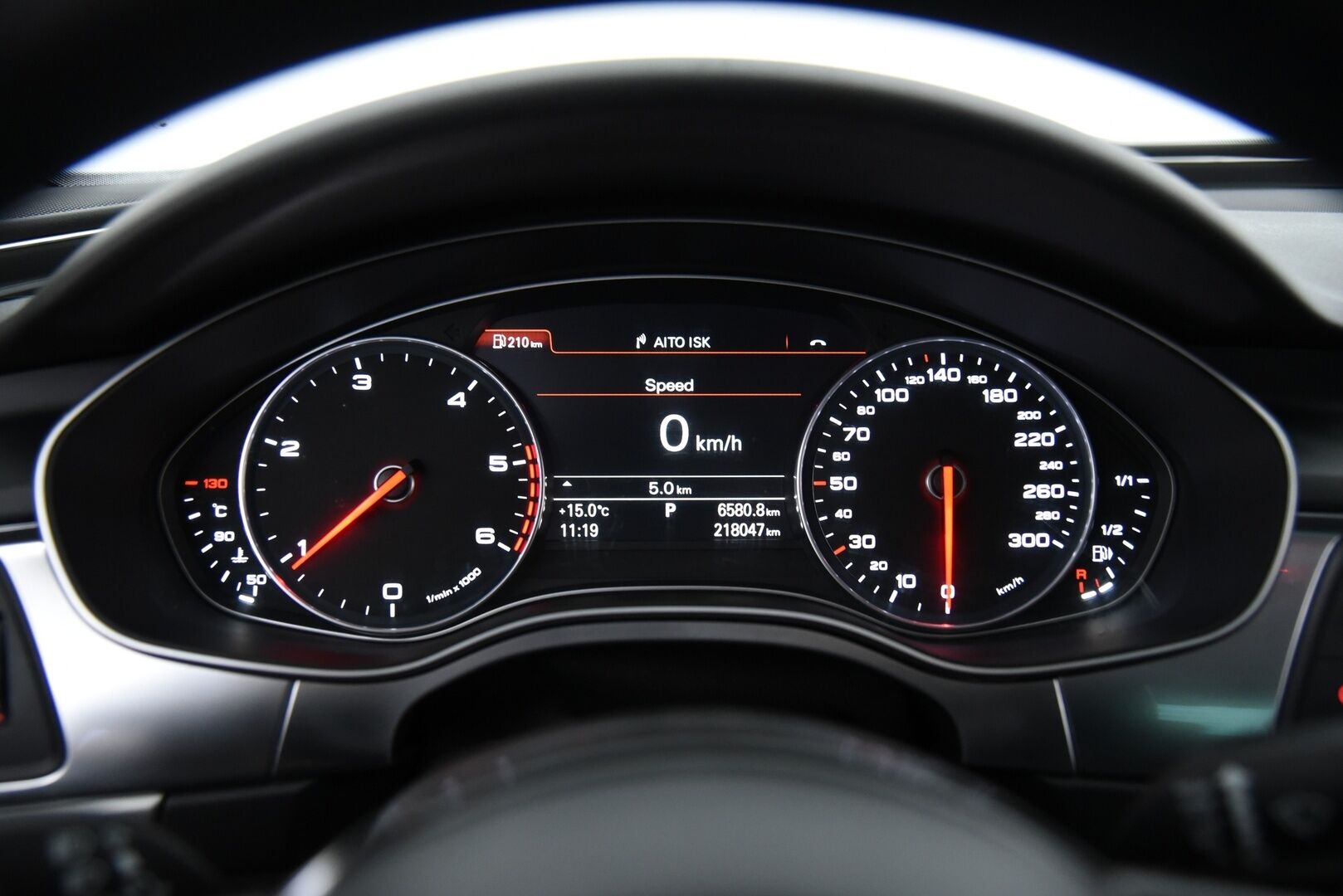 Audi A6 2014 Sedan Business 2,0 TDI 130 kW multitronic - Webasto | Sporttipenkit | Vakkari | P-Tutkat | Xenon
