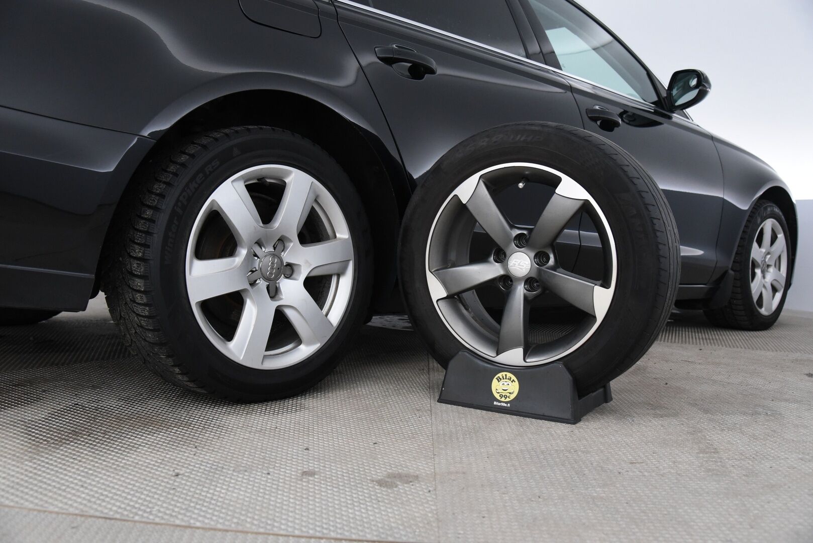 Audi A6 2014 Sedan Business 2,0 TDI 130 kW multitronic - Webasto | Sporttipenkit | Vakkari | P-Tutkat | Xenon