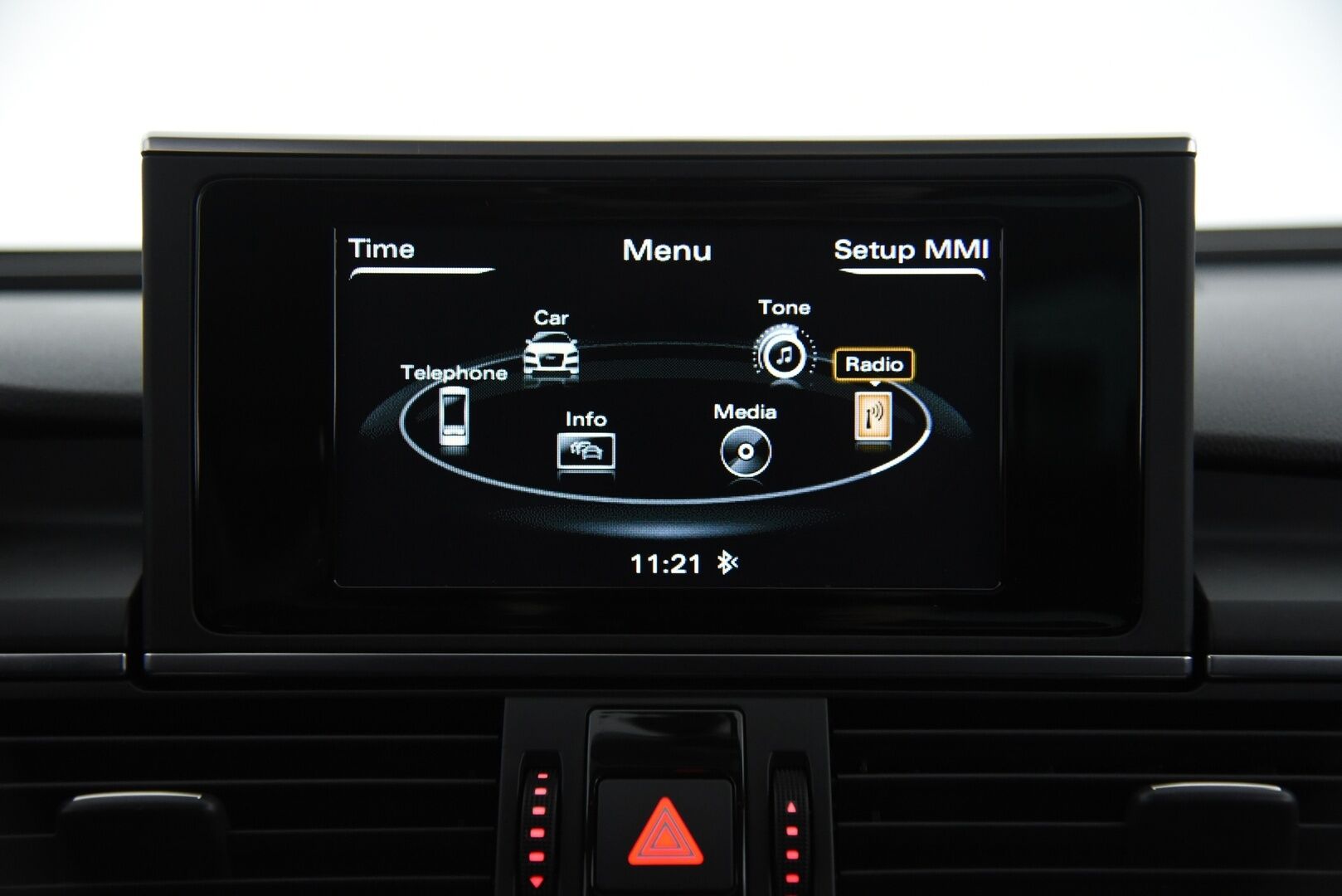 Audi A6 2014 Sedan Business 2,0 TDI 130 kW multitronic - Webasto | Sporttipenkit | Vakkari | P-Tutkat | Xenon