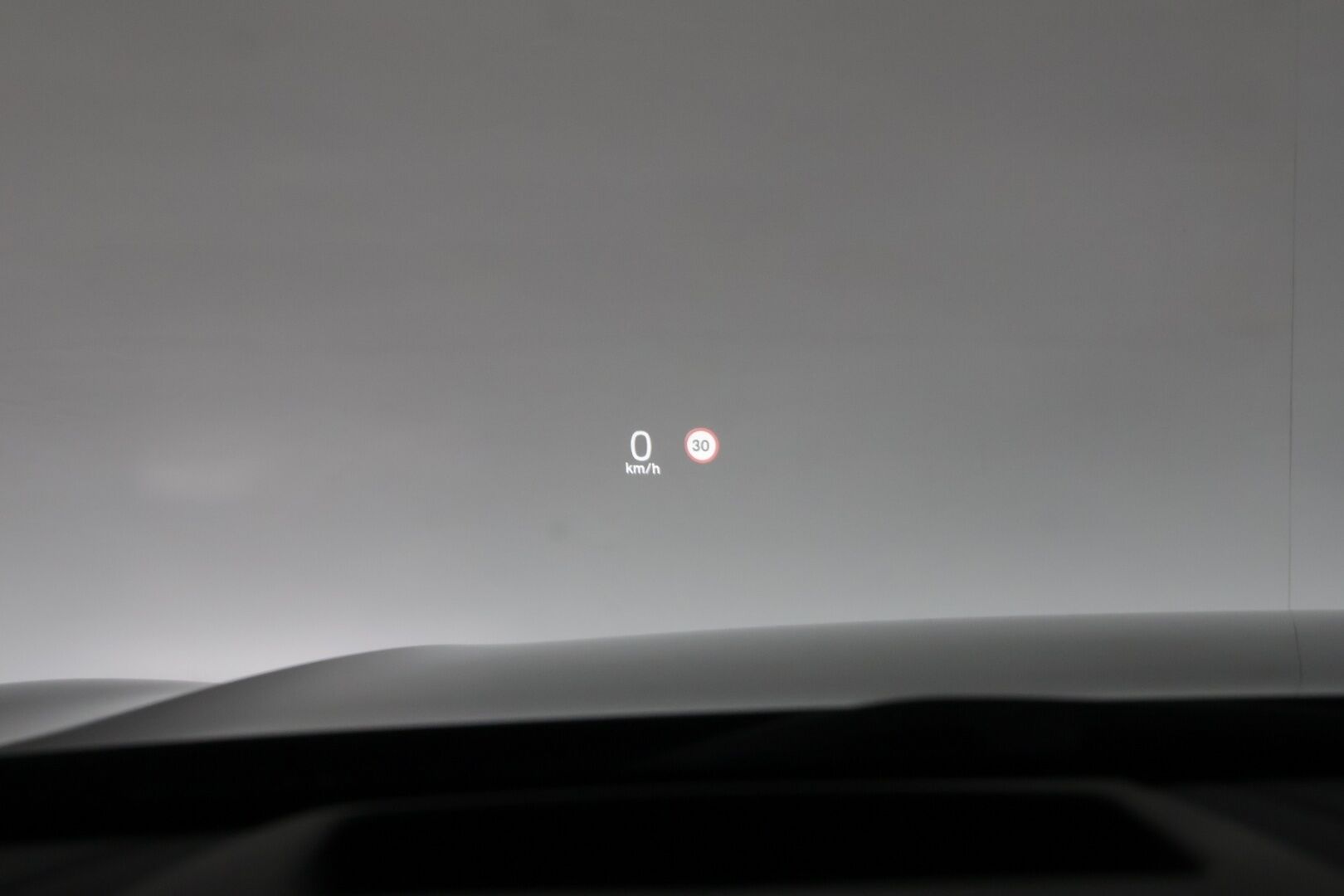 Volvo V90 2018 D5 AWD Business R-Design aut *EI ADBLUE / Webasto / Bowers & Wilkins / Panorama / Muistipenkit / Keyless / 360 kamera / HUD / Koukku / Blis* - *EI ADBLUE / NELIVETO / D5 / R-Design*