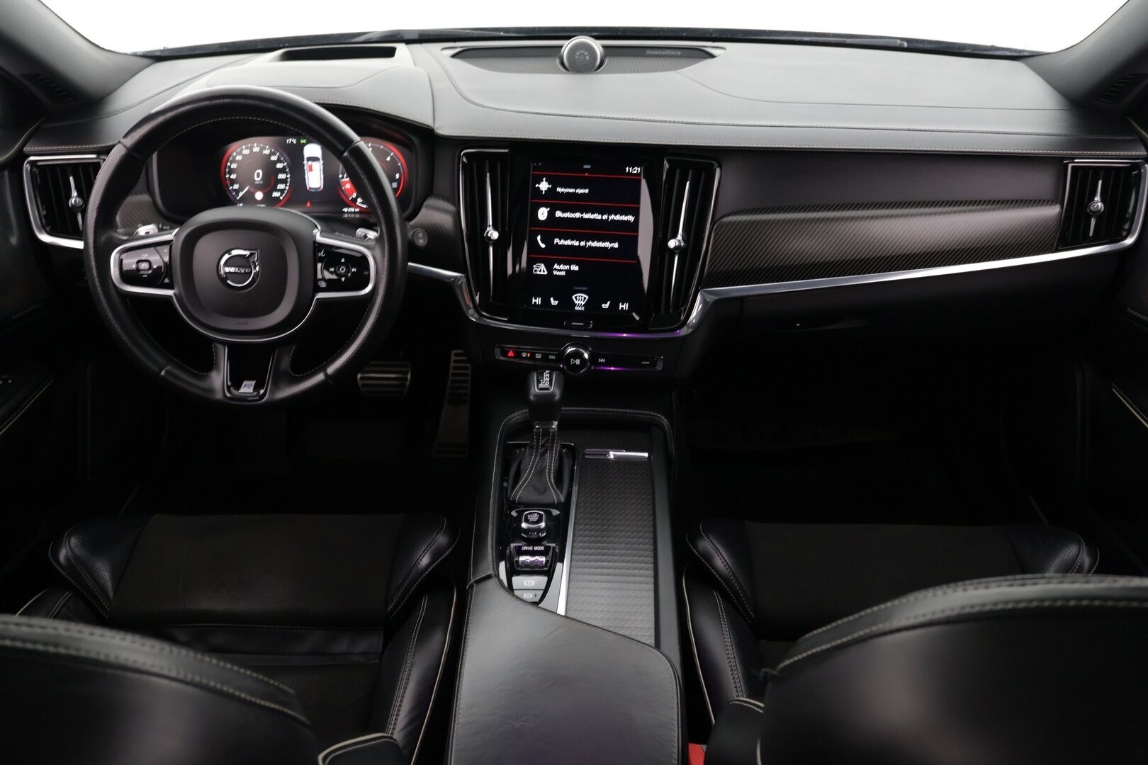 Volvo V90 2018 D5 AWD Business R-Design aut *EI ADBLUE / Webasto / Bowers & Wilkins / Panorama / Muistipenkit / Keyless / 360 kamera / HUD / Koukku / Blis* - *EI ADBLUE / NELIVETO / D5 / R-Design*