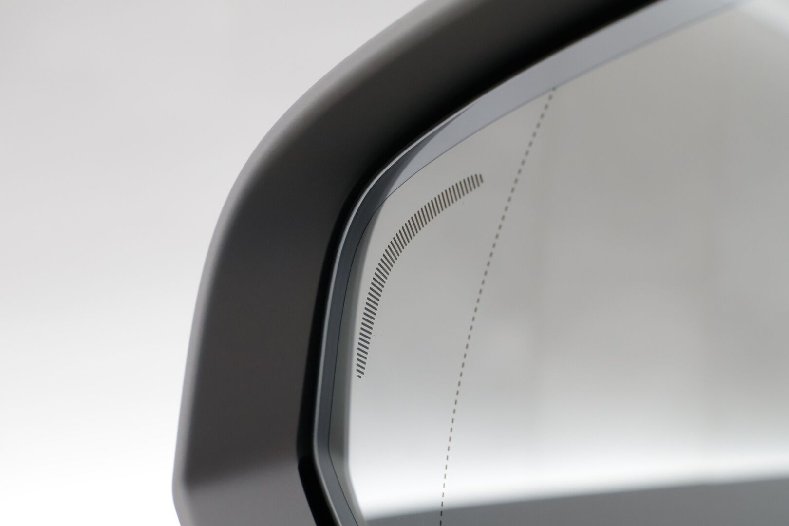 Volvo V90 2018 D5 AWD Business R-Design aut *EI ADBLUE / Webasto / Bowers & Wilkins / Panorama / Muistipenkit / Keyless / 360 kamera / HUD / Koukku / Blis* - *EI ADBLUE / NELIVETO / D5 / R-Design*