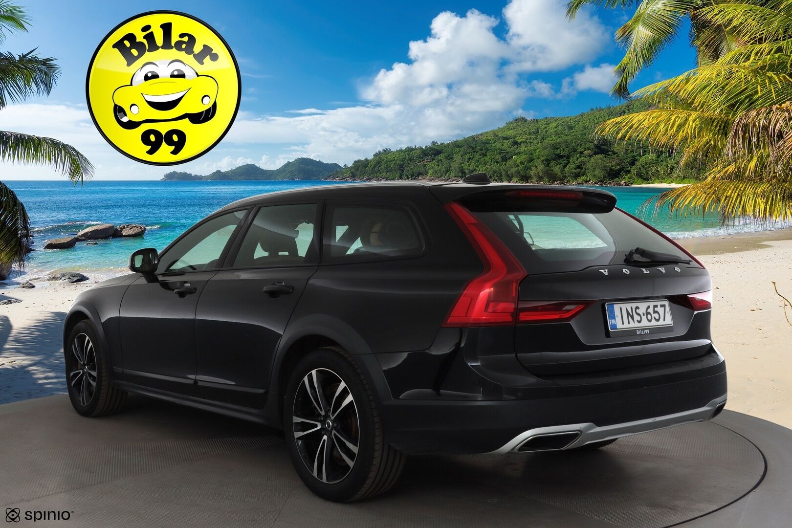 Volvo V90 Cross Country 2018 D4 AWD Pro aut * ACC / P.kamera / Full LED / Koukku / Webasto / Muistipenkit hieronnalla / Navi / KeylessGo / BLIS * - *Hierovat Ilmastoidut ruskeat nahat / Suomi-auto / Kahdet renkaat aluvanteilla* - HULLUT AVAJAISHULINAT KORKOTARJOUS 3,29 %