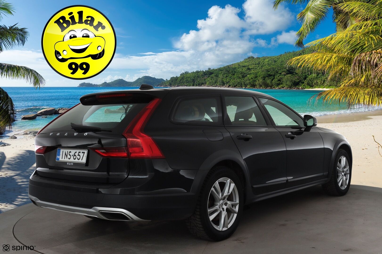 Volvo V90 Cross Country 2018 D4 AWD Pro aut * ACC / P.kamera / Full LED / Koukku / Webasto / Muistipenkit hieronnalla / Navi / KeylessGo / BLIS * - Ilmastoidut ruskeat nahat / Suomi-auto / Kahdet renkaat aluvanteilla