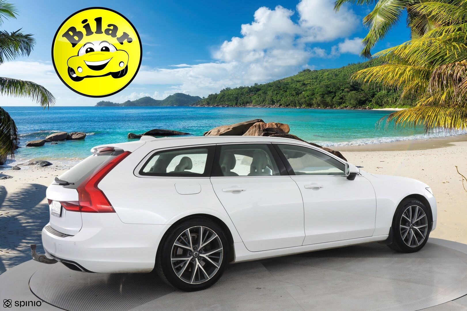 Volvo V90 2017 T8 AWD Momentum aut - | Acc | 2x Renkaat! | Merkkihuollot! | Webasto! | Koukku! | Vaalea Sisusta! | 