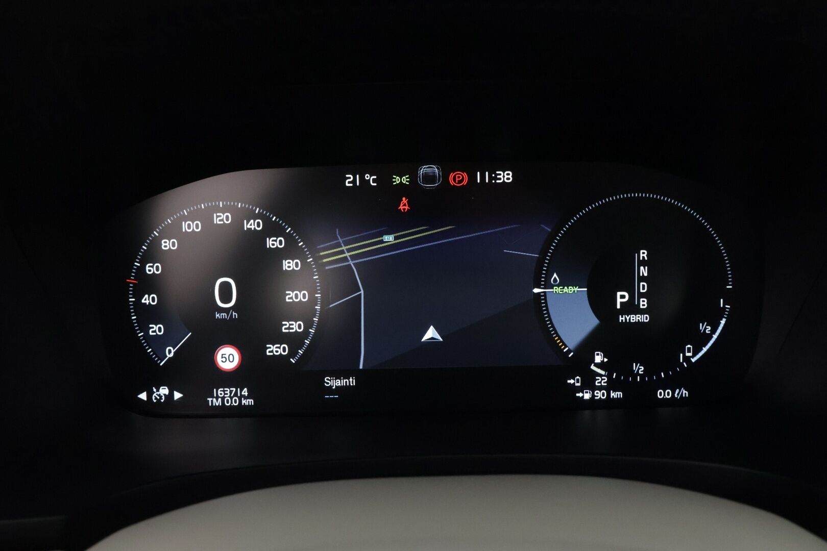 Volvo V90 2017 T8 AWD Momentum aut - | Acc | 2x Renkaat! | Merkkihuollot! | Webasto! | Koukku! | Vaalea Sisusta! | 