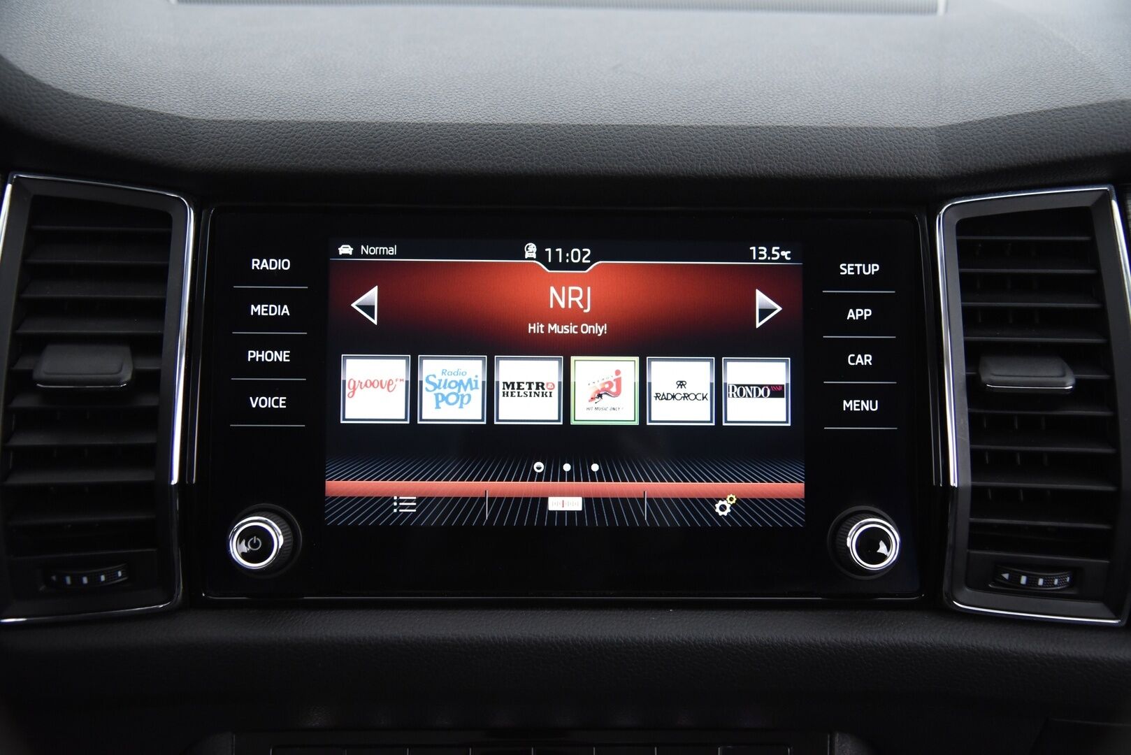Skoda Kodiaq 2017 1,4 TSI 4x4 Ambition DSG Autom / Adapt.vak / Webasto / P-tutkat / Smartlink - LED ajovalot / Suomi-auto / Juuri iso huolto tehtynä! 