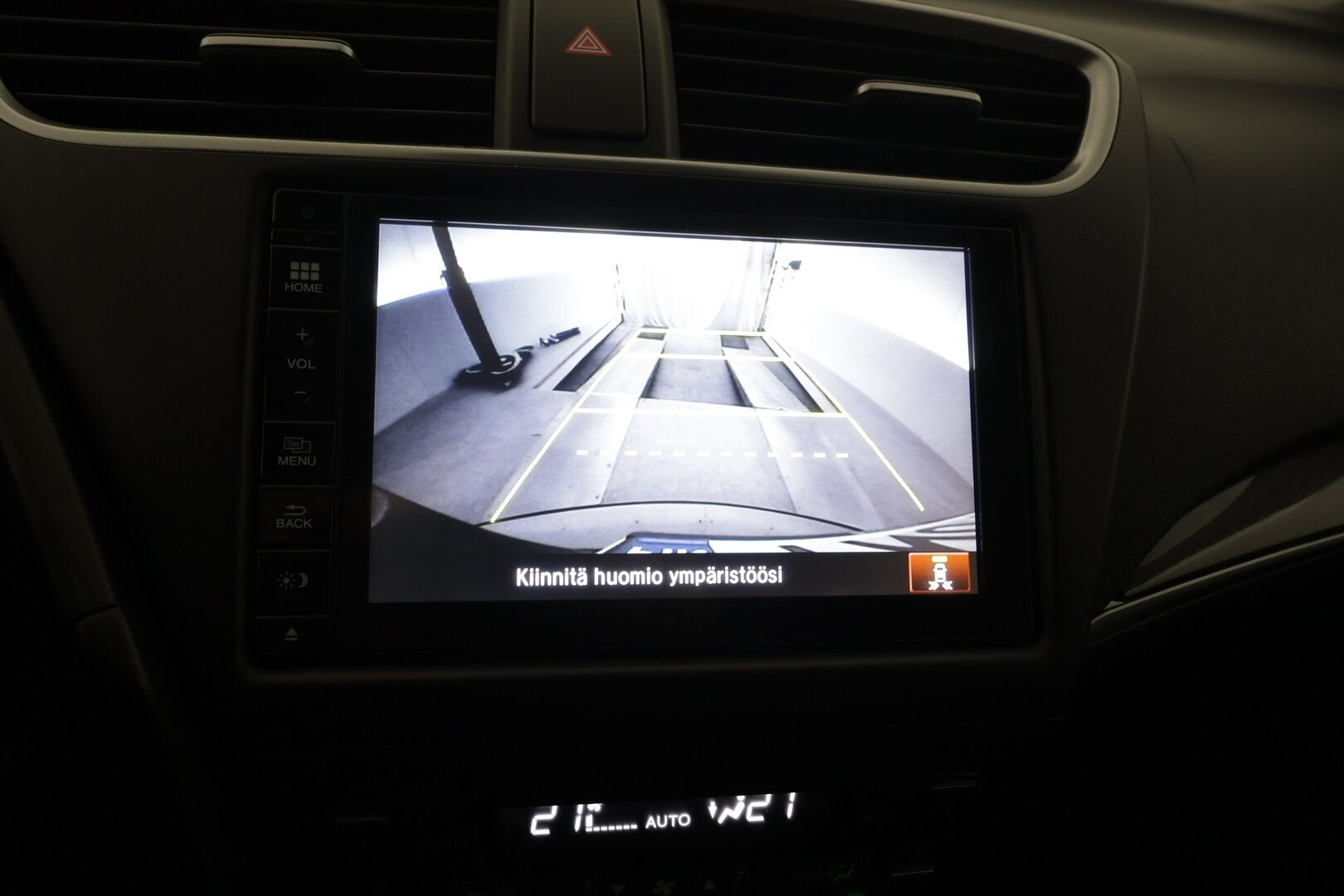 Honda Civic 2018 Tourer 1,8 Sport AT - | 1-om suomiauto | Vakkari | Kaistavahti | BSM | Navi | P.kamera | Lohko+sisälämmitin | Bluetooth | Aut. ilmastointi | 2x renkaat aluin | Hyvä huoltokirja | 