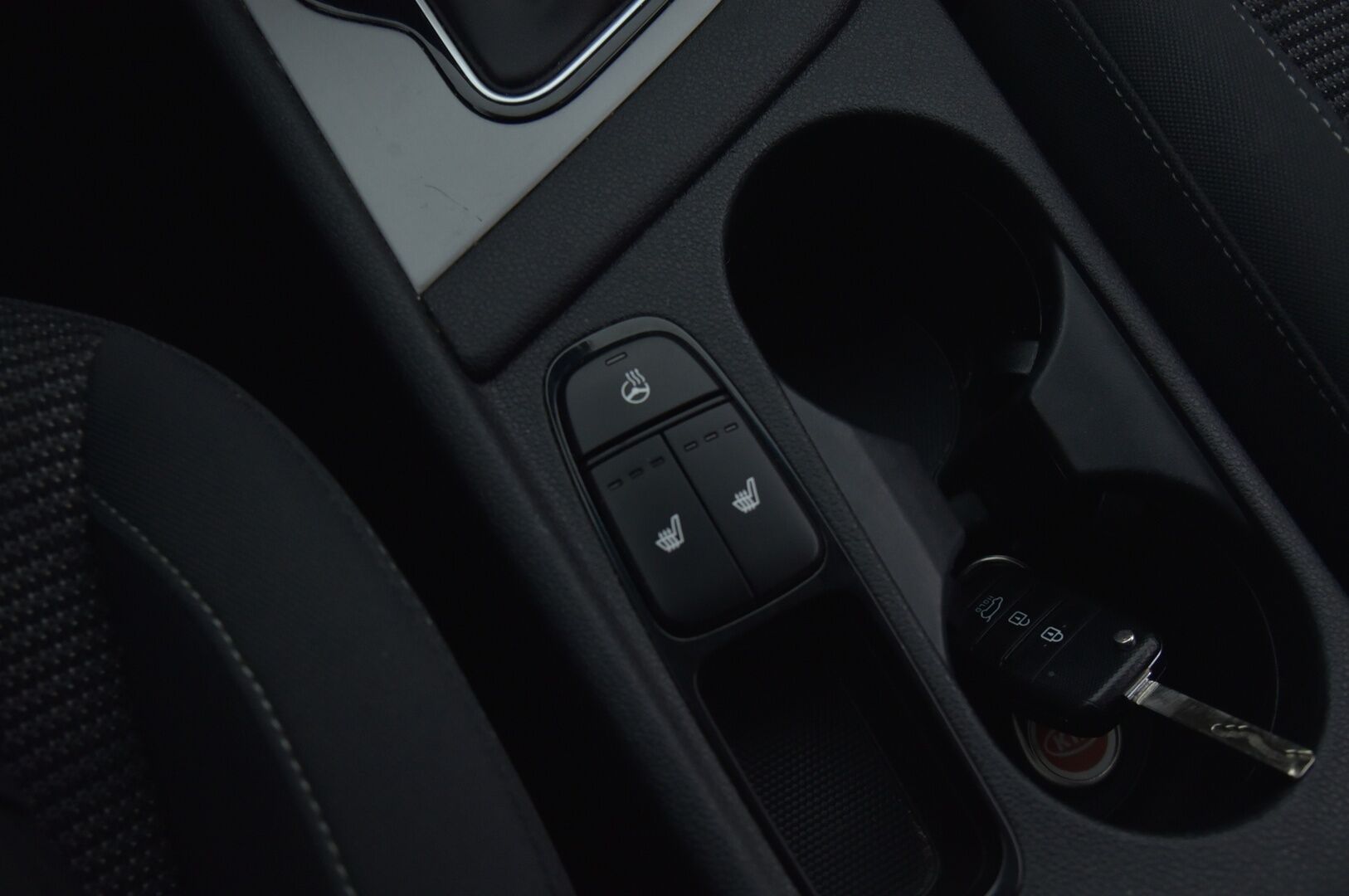 Kia Niro 2017 1,6 GDi Hybrid - | Suomi-auto | Vakkari | P.kamera | Lohkolämmitin |