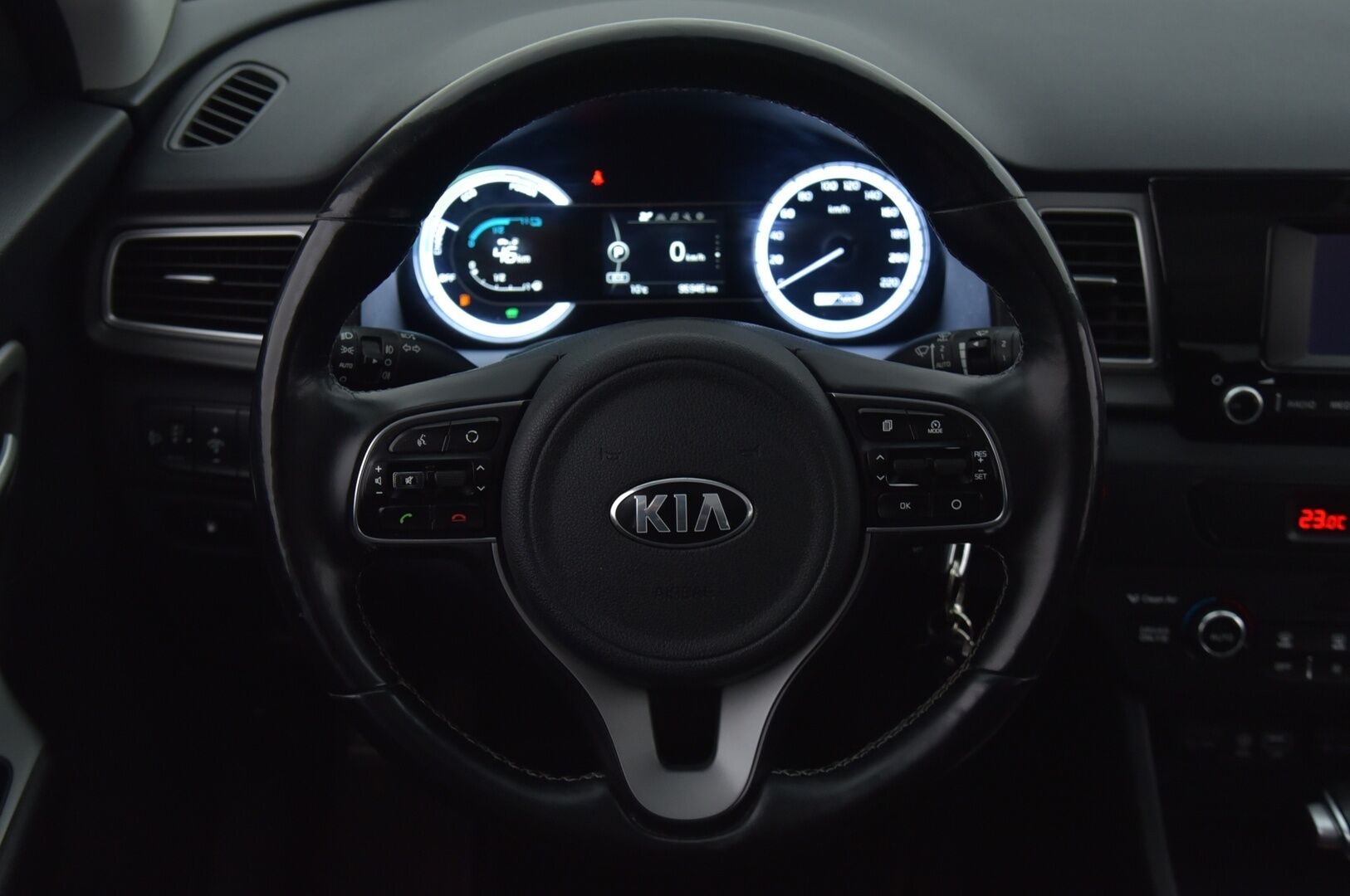 Kia Niro 2017 1,6 GDi Hybrid - | Suomi-auto | Vakkari | P.kamera | Lohkolämmitin |
