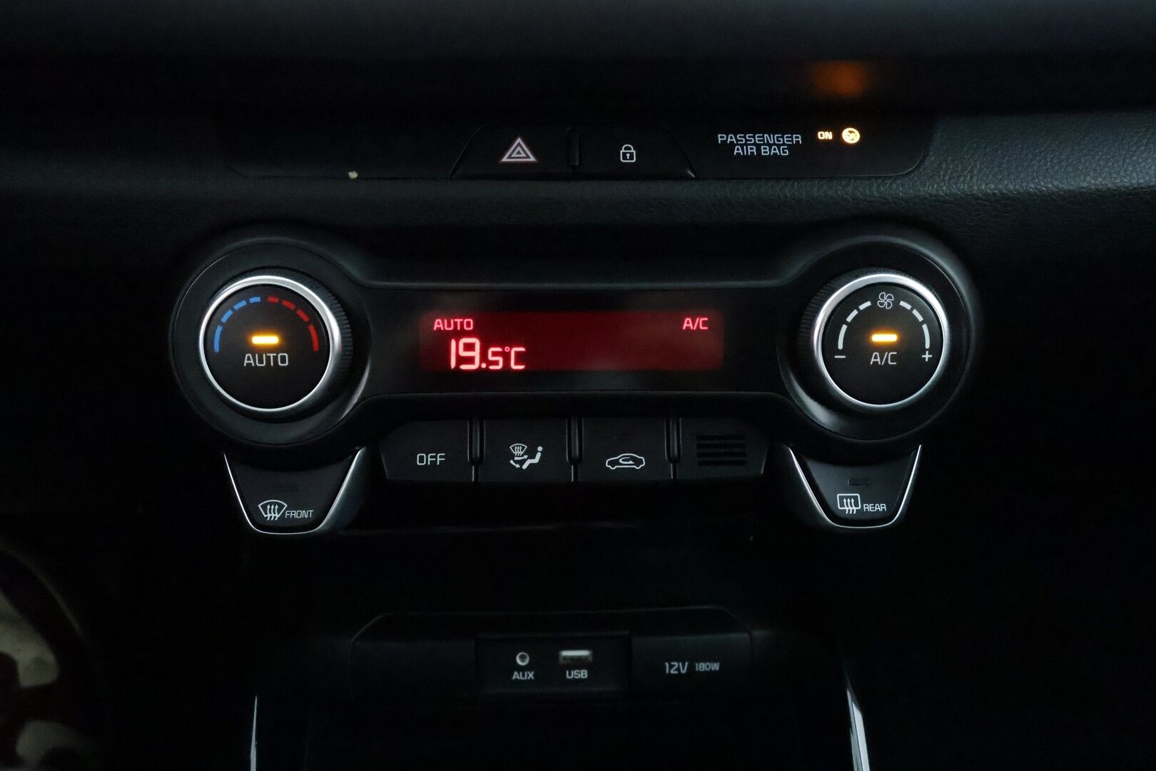 Kia Rio 2017 1,2 ISG EX EcoDynamics - | Vakkari | Lohko | P.Kamera | Ratinlämmitys | Kahdet Renkaat |