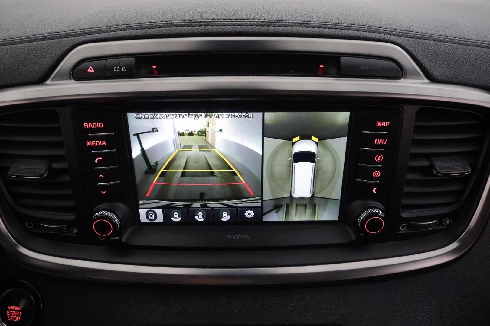 Kia Sorento 2017 2,2 CRDi AWD Business Luxury A/T 7P * ACC / Panorama / Koukku / Ilmastoidut nahat / Lohko+Sisä / 360° / Infinity * - Suomi-auto / Kahdet renkaat aluvanteilla / Huippuvarusteet